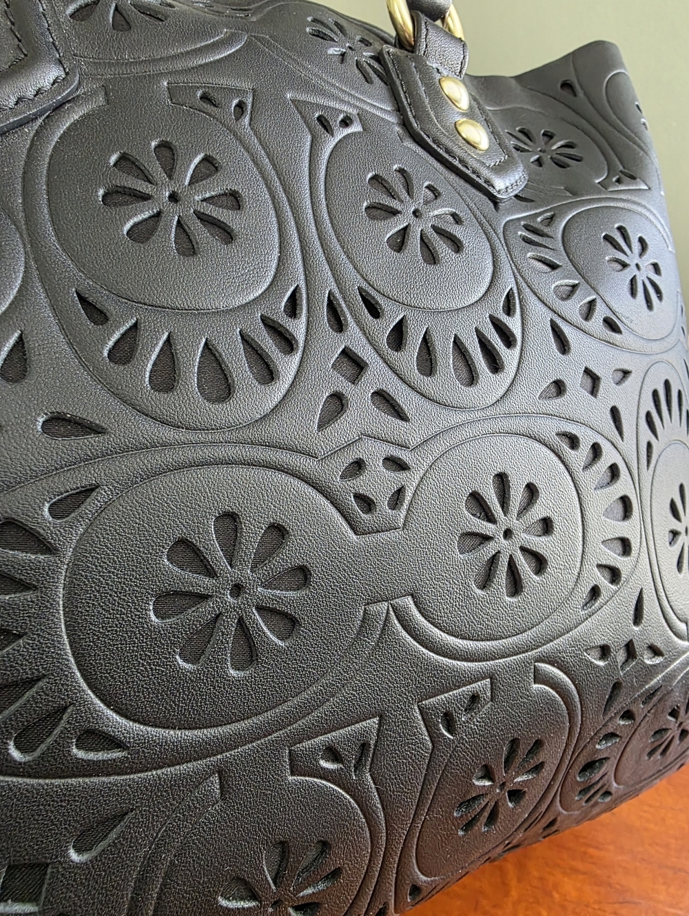 Coach Ashley Lace F21833 Carryall Satchel Black Signature Cutout Leather Bag NWT - Picture 6 of 16